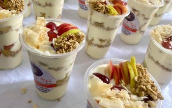 Healthy fruit and yogurt parfait (15000 pack of 5c